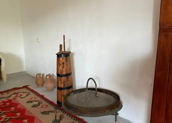 Alojamento de Acomodação e Pequeno-almoço Oasis Berati